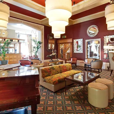 Hotel Western Plough&harrow 4*