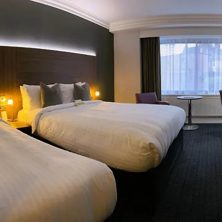 Hotel Western Plough And Harrow 4*