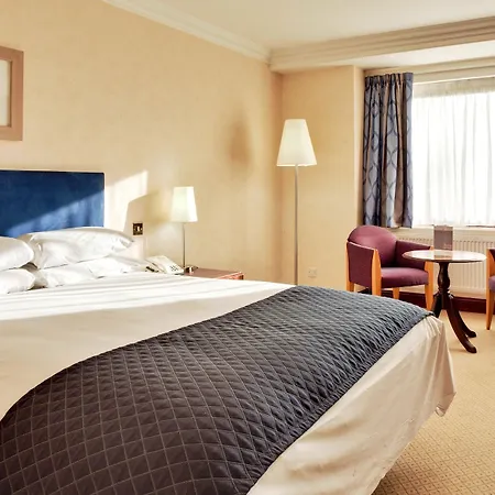 Hotel Western Plough And Harrow Birmingam