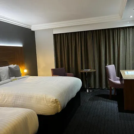 Western Plough And Harrow 4* Birmingam